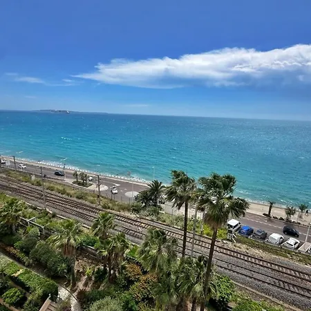 Appartement Le Seaview-calme-piscine-parking-front De